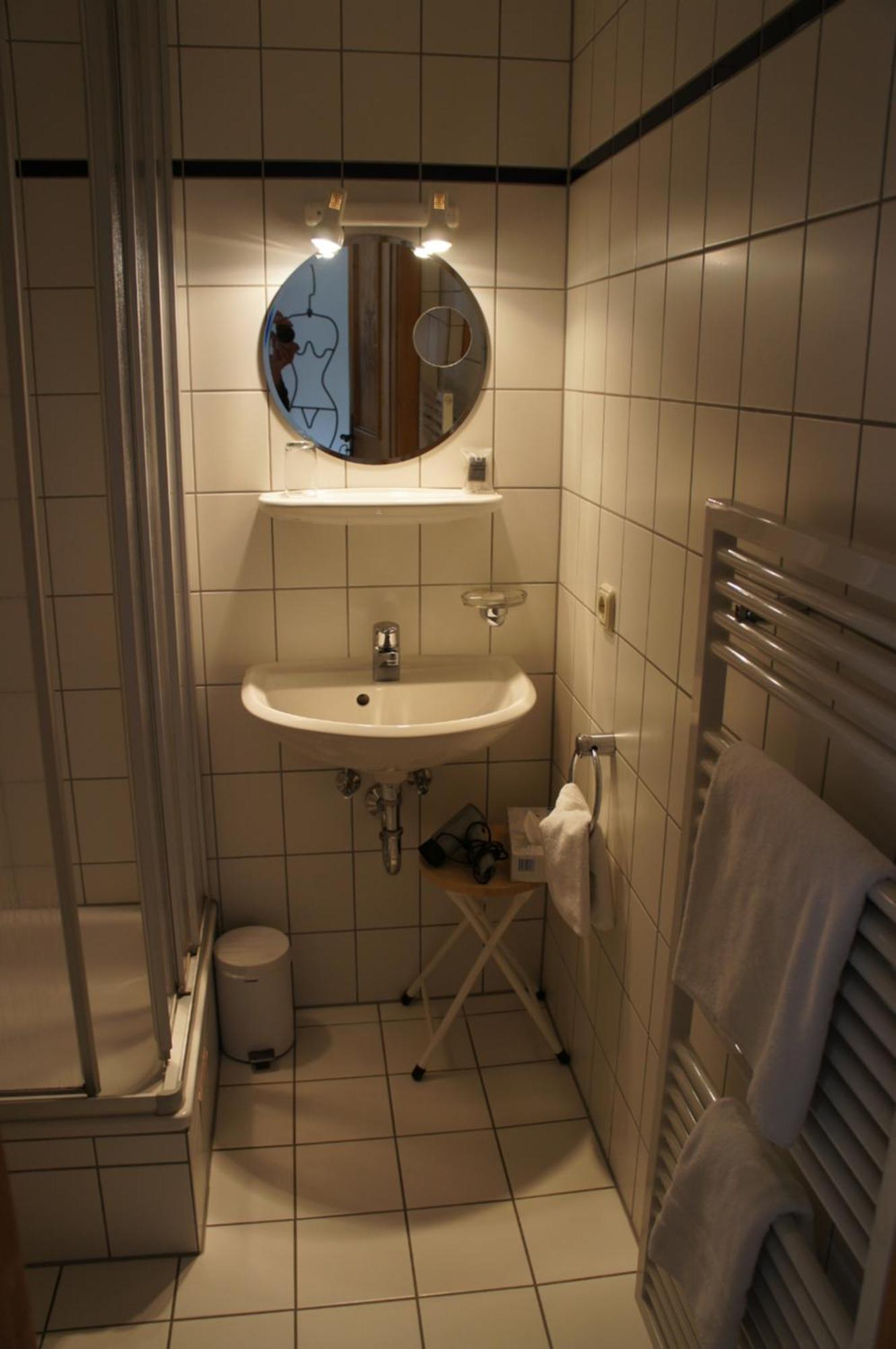 Hotel Schwarzer Adler Erlangen Szoba fotó